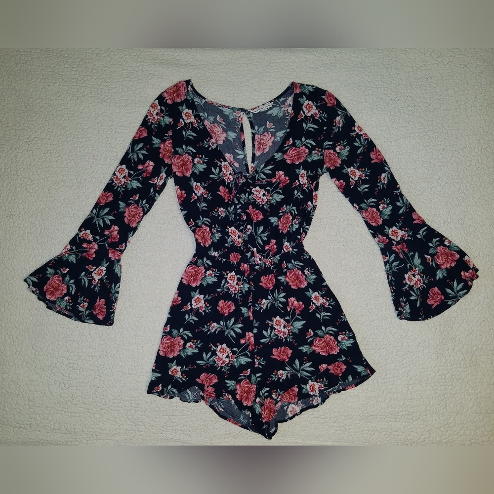 American Eagle Women's Small Floral Long Sleeve Romper